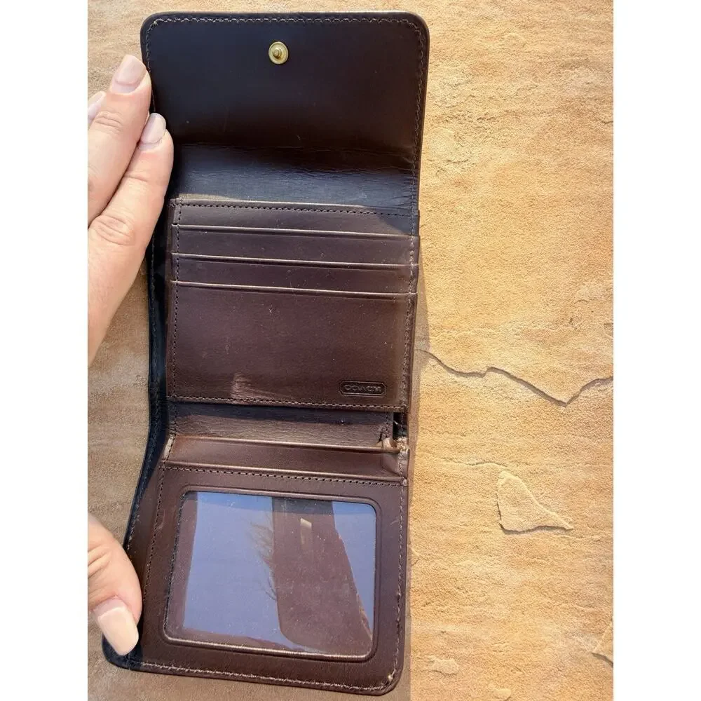 Vintage Coach Trifold Zippered Back Leather Wallet Brown Interior RG